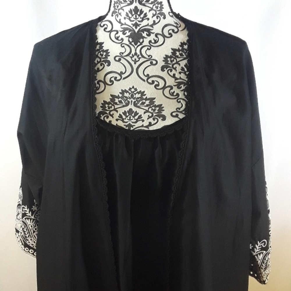 Charter Club Chemise And Robe Set - Picture 2 of 7